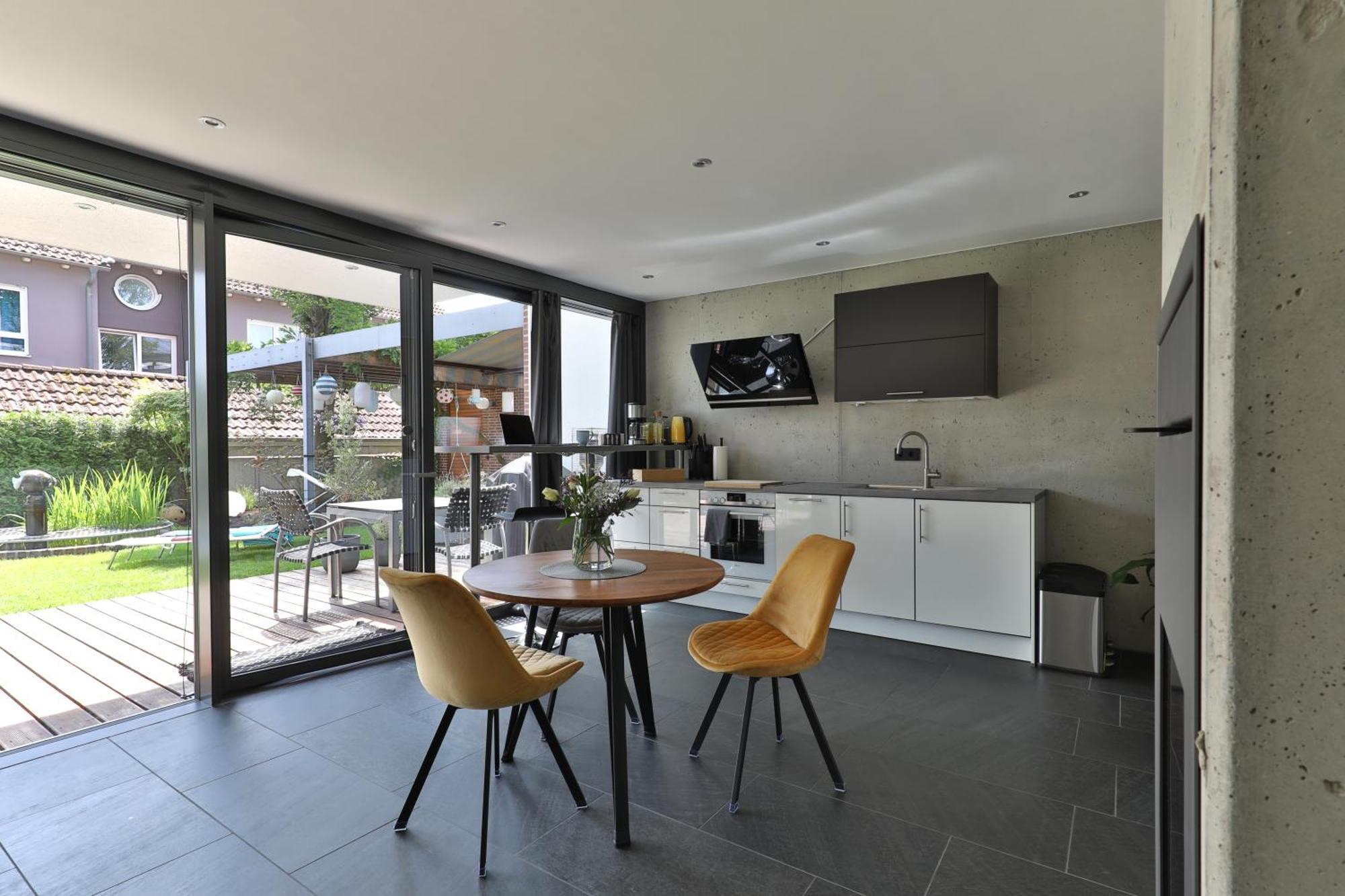 Modernes Studio-Apartment Gersthofen Buitenkant foto